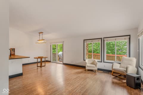 Photo of 4061 Shields Drive, Columbus, IN