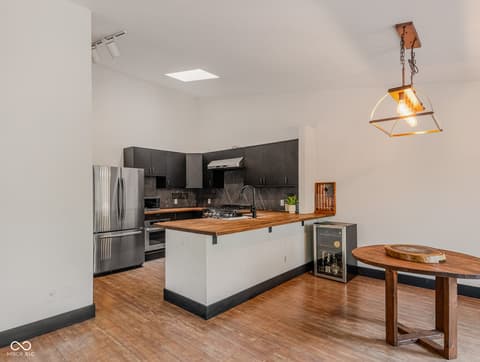 Photo of 4061 Shields Drive, Columbus, IN