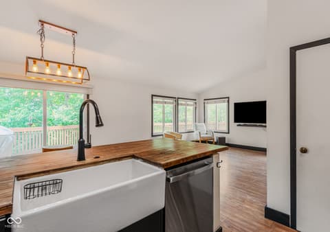 Photo of 4061 Shields Drive, Columbus, IN