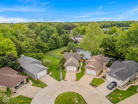 Photo of 4061 Shields Drive, Columbus, IN