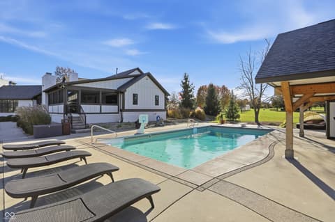 Photo of 4316 W Whiteland Road, Bargersville, IN