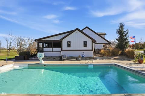 Photo of 4316 W Whiteland Road, Bargersville, IN