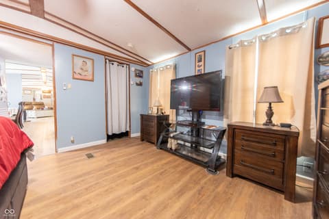 Photo of 914 W 900 S, Flat Rock, IN