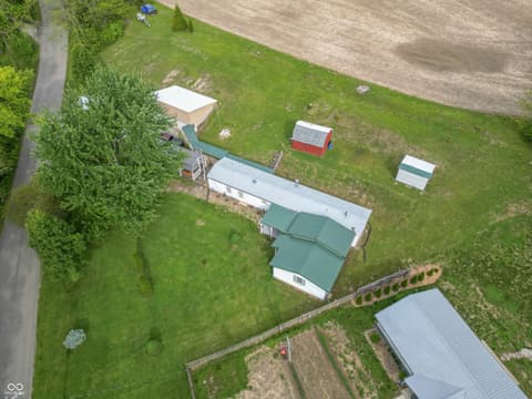 Photo of 914 W 900 S, Flat Rock, IN