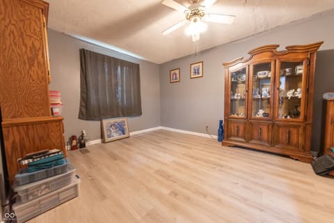 Photo of 914 W 900 S, Flat Rock, IN