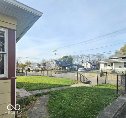 Yard at 422 S 18th Street, New Castle, IN