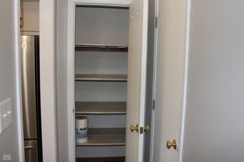 Closet — 1018 N Forest View Drive S, Ellettsville, IN
