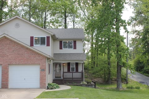 Front exterior at 1018 N Forest View Drive S, Ellettsville, IN