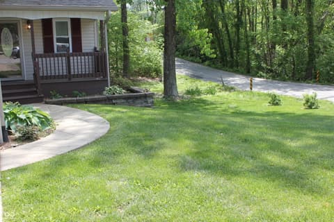 Yard at 1018 N Forest View Drive S, Ellettsville, IN