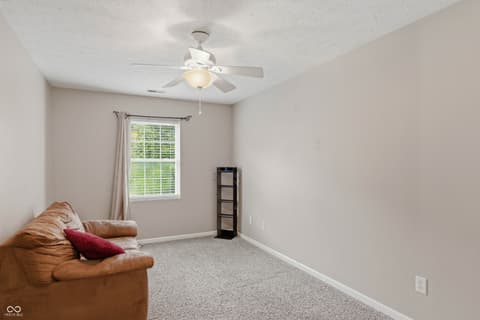 Photo of 1912 Acorn Court, Avon, IN