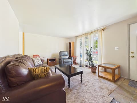 Living room at 2521 E 8th Street, Anderson, IN