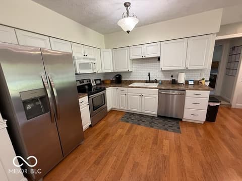 Photo of 1020 S Green Street, Brownsburg, IN
