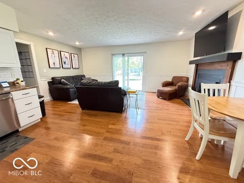 Photo of 1020 S Green Street, Brownsburg, IN