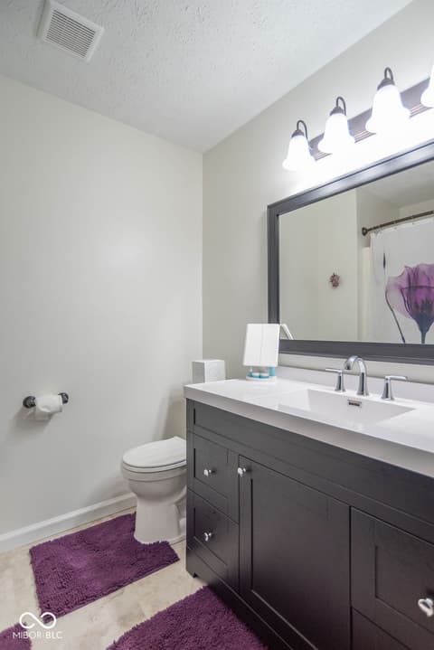Photo of 1020 S Green Street, Brownsburg, IN