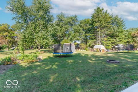 Photo of 1020 S Green Street, Brownsburg, IN