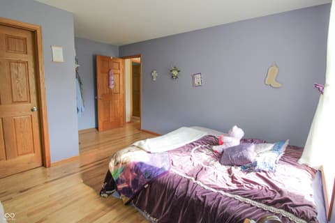 Photo of 6430 E Private Rd 800 N, North Vernon, IN