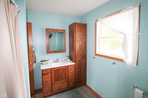 Photo of 6430 E Private Rd 800 N, North Vernon, IN