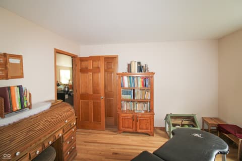 Photo of 6430 E Private Rd 800 N, North Vernon, IN
