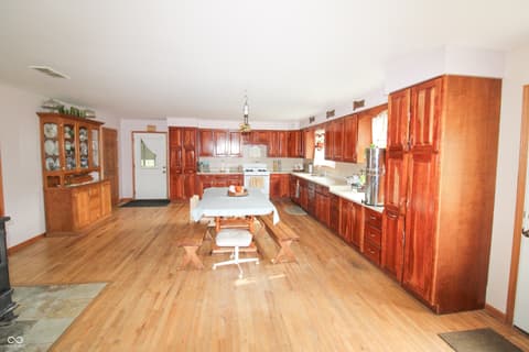 Photo of 6430 E Private Rd 800 N, North Vernon, IN