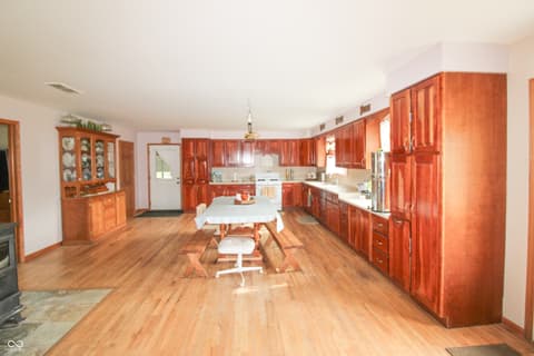 Photo of 6430 E Private Rd 800 N, North Vernon, IN