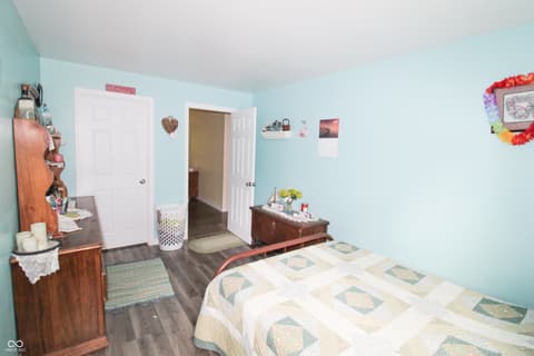 Photo of 6430 E Private Rd 800 N, North Vernon, IN