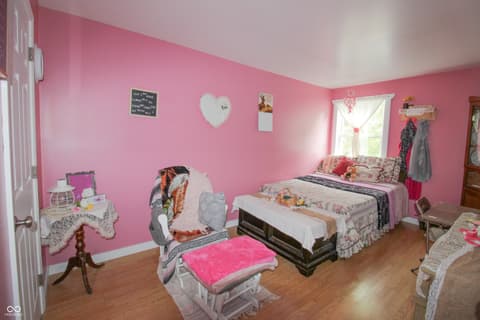Photo of 6430 E Private Rd 800 N, North Vernon, IN