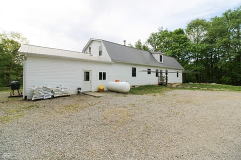 Photo of 6430 E Private Rd 800 N, North Vernon, IN