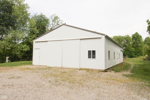 Photo of 6430 E Private Rd 800 N, North Vernon, IN