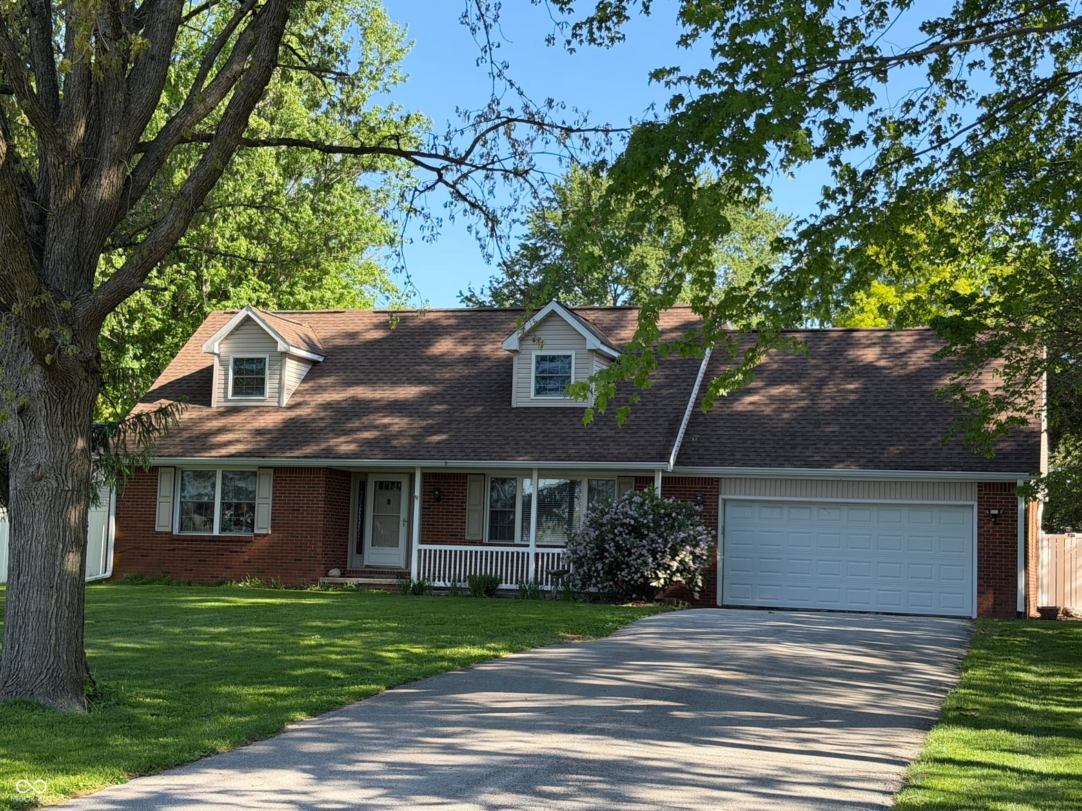 Front exterior at 604 W Jane Drive, Sharpsville, IN