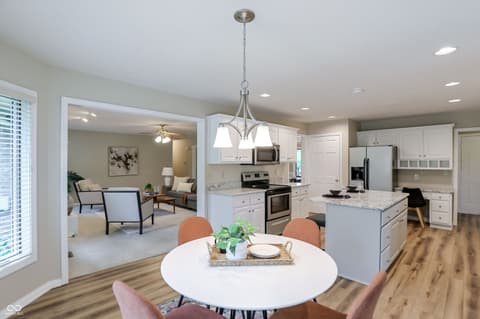 Photo of 7818 Ashtree Drive, Indianapolis, IN
