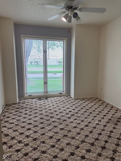 Photo of 3920 Peppertree Lane, Columbus, IN