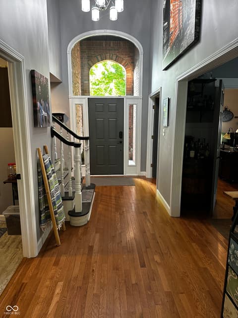 Foyer at 651 Leah Way, Greenwood, IN
