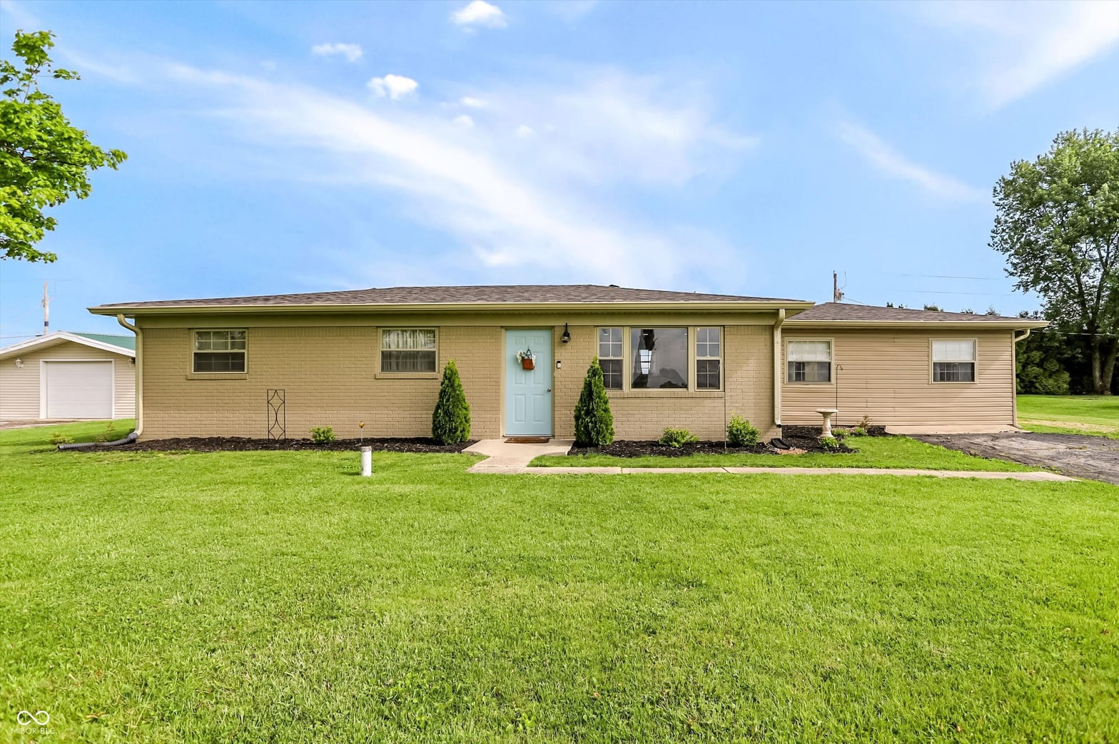 Photo of 1494 W 250 S, Shelbyville, IN