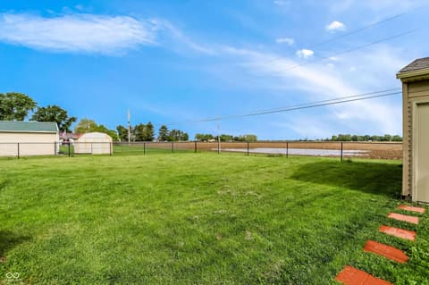 Photo of 1494 W 250 S, Shelbyville, IN