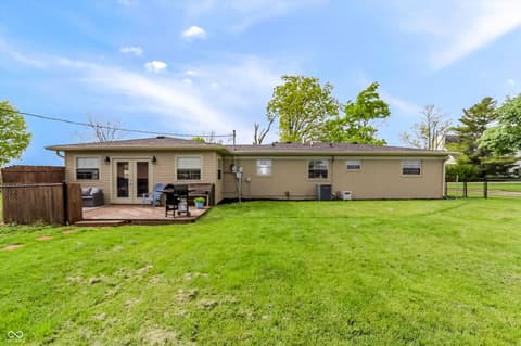 Photo of 1494 W 250 S, Shelbyville, IN