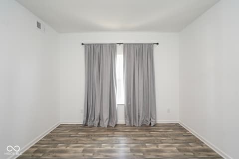 Photo of 6602 W Whispering Way, Greenfield, IN
