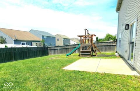 Yard at 3214 Bristlecone Court, Whiteland, IN