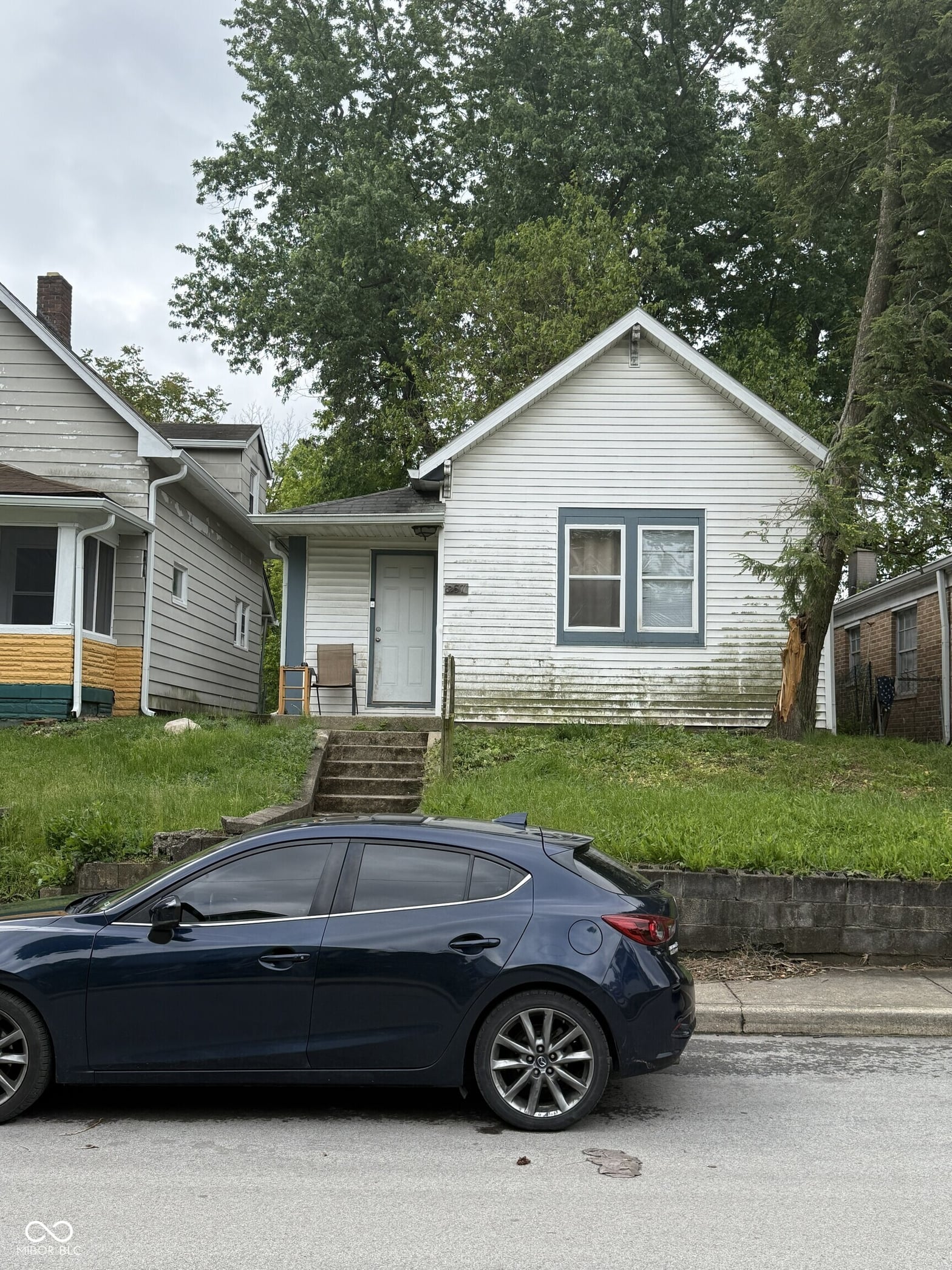 Photo of 857 W 25th Street, Indianapolis, IN