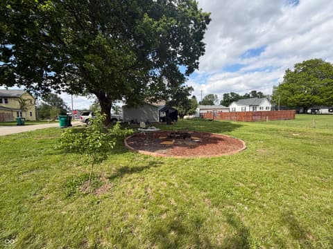 Photo of 8377 E Us Highway 40, Greenfield, IN