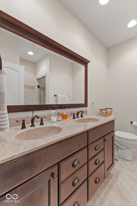 Photo of 7806 Centerstone Court, Indianapolis, IN