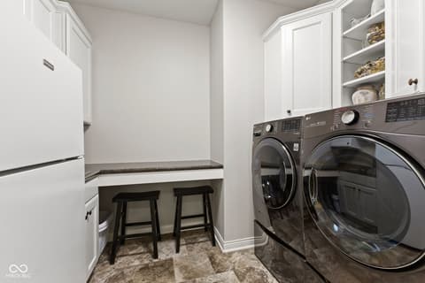 Photo of 7806 Centerstone Court, Indianapolis, IN