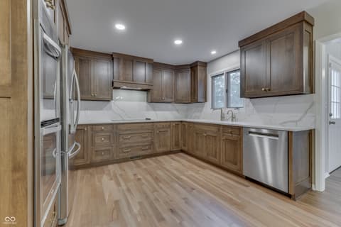 Photo of 69 E Maple Drive, Franklin, IN