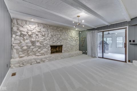 Photo of 69 E Maple Drive, Franklin, IN