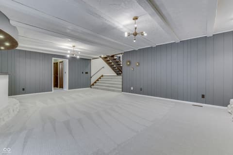 Photo of 69 E Maple Drive, Franklin, IN