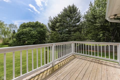 Photo of 69 E Maple Drive, Franklin, IN