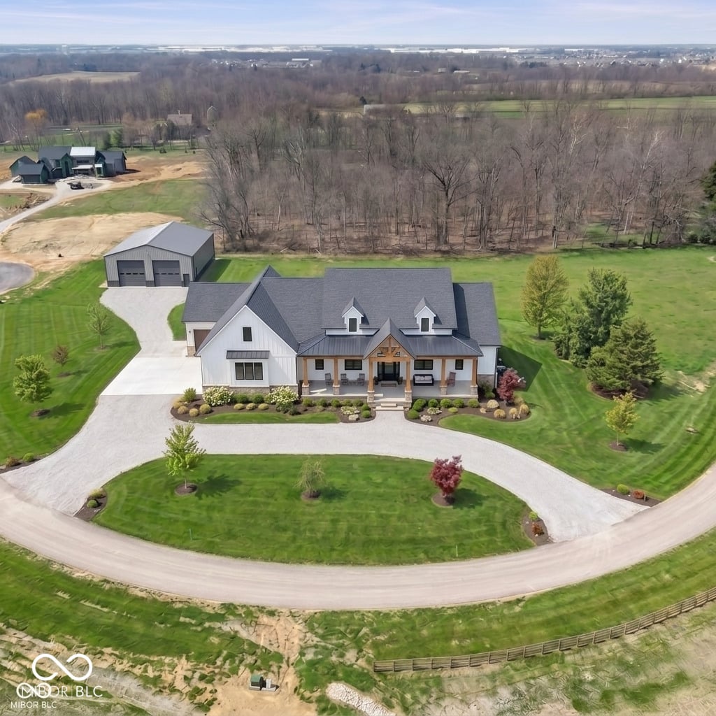 Photo of 4852 Homestead Court, Zionsville, IN