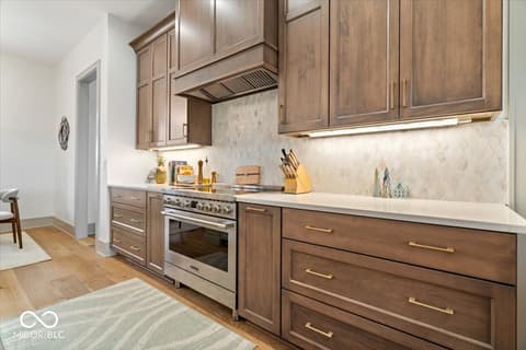Photo of 4852 Homestead Court, Zionsville, IN