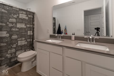 Photo of 580 Hawking Court, Danville, IN