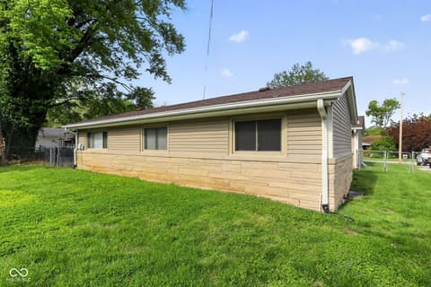 Photo of 322 Meadow Lane, Plainfield, IN