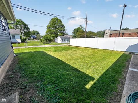 Photo of 426 Walnut Street, Fortville, IN